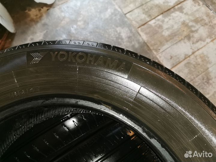 Yokohama BluEarth AE50 215/65 R17 99V