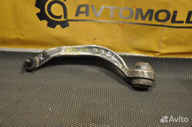 Рычаг передний левый audi A4 B5 8D2