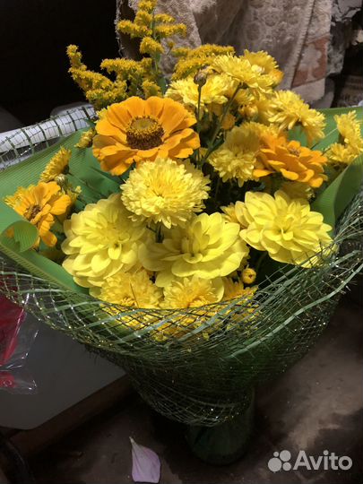 Букеты из живых цветов