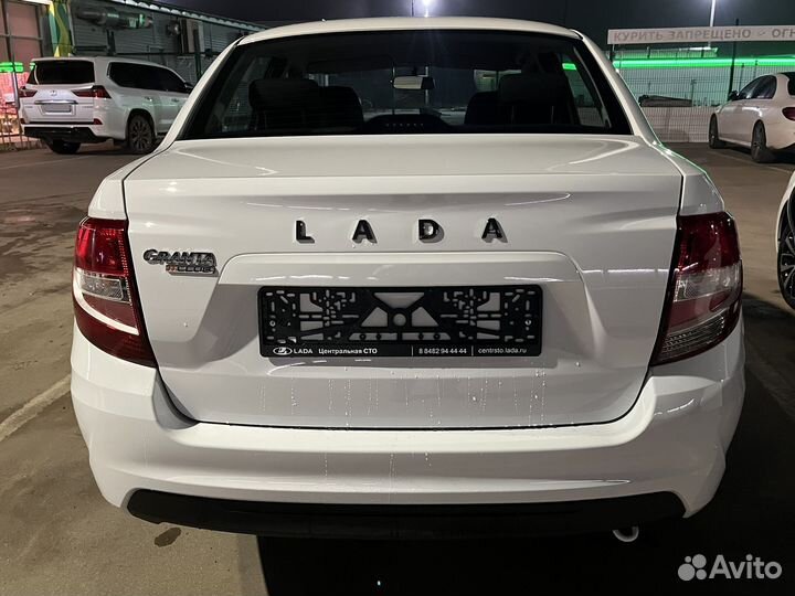 LADA Granta 1.6 МТ, 2023, 28 км