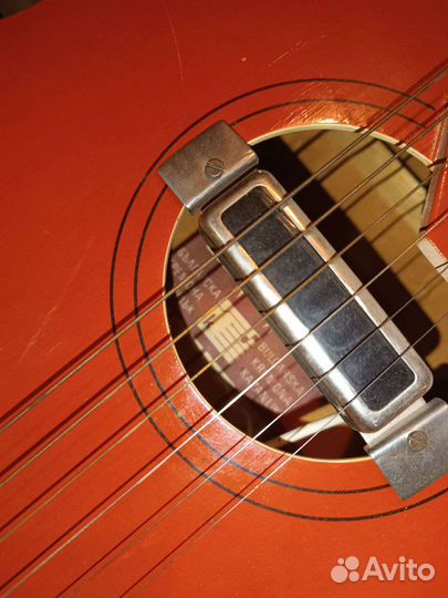 Электронная гитара Kremona