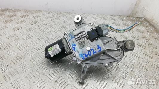 Мотор стеклоочистителя лобового стекла citroen C4