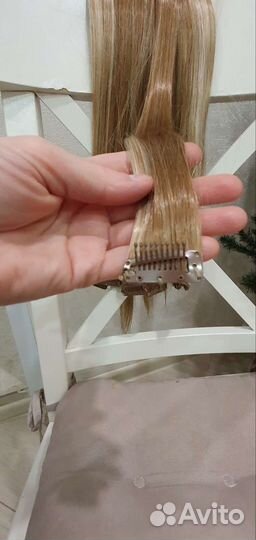 Волосы на заколках