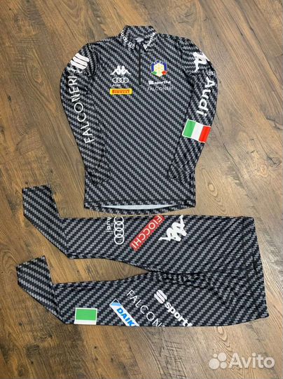 Гоночные комбинезоны