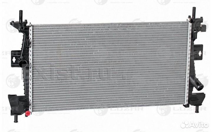 Радиатор охлаждения ford focus III (2011) luzar