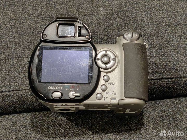 Konika Minolta Dimage Z5