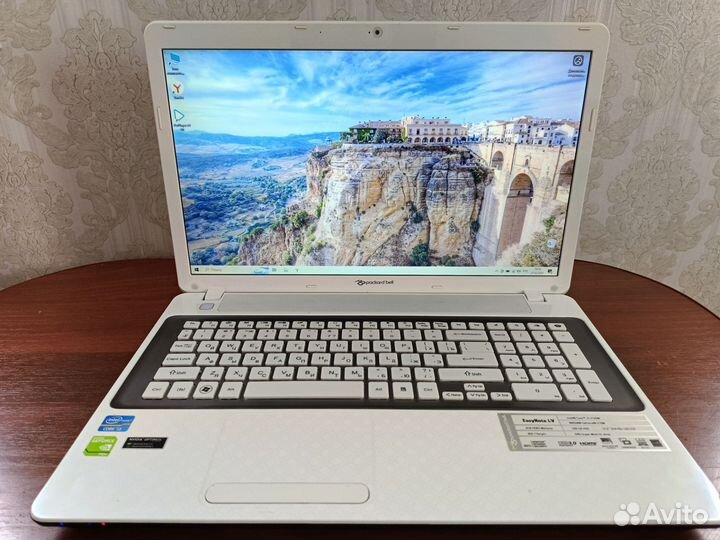 Ноутбук Packard Bell VG70 (Core i5)