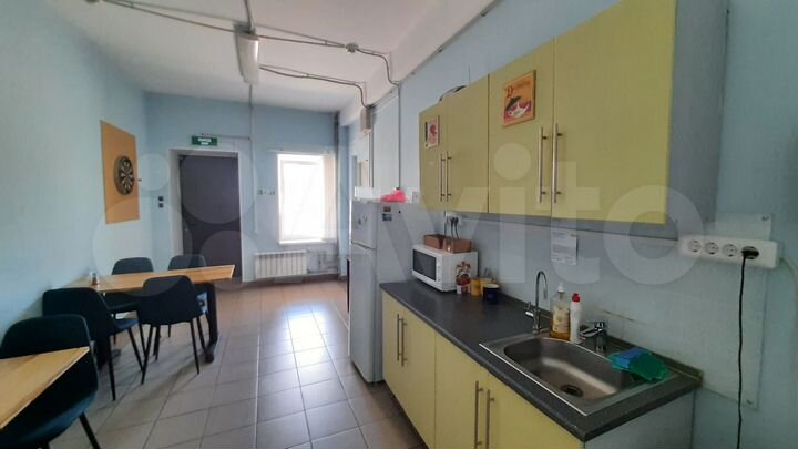 Офис с мебелью, 388 м²