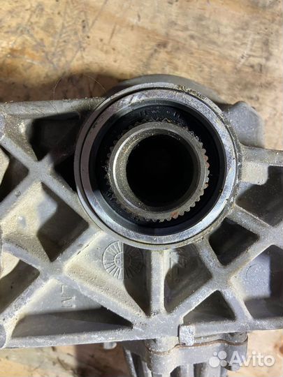 Раздатка 473003B630 Kia Sportage