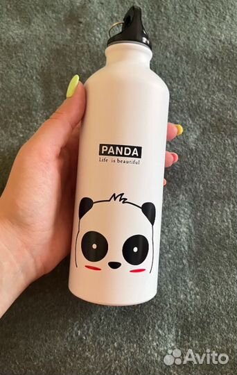 Бутылка с рисунком панды
