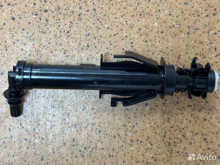 Форсунка омывателя фары левая Skoda Kodiaq