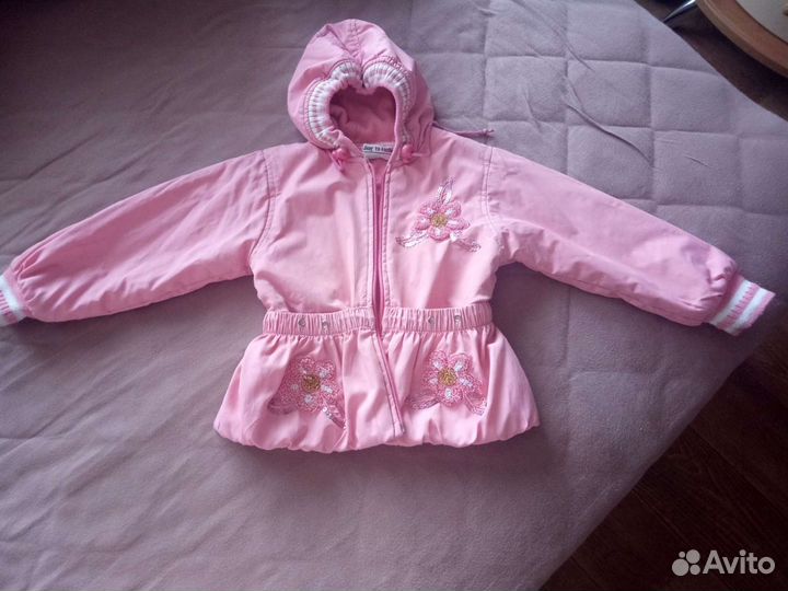 Продам осенние куртки