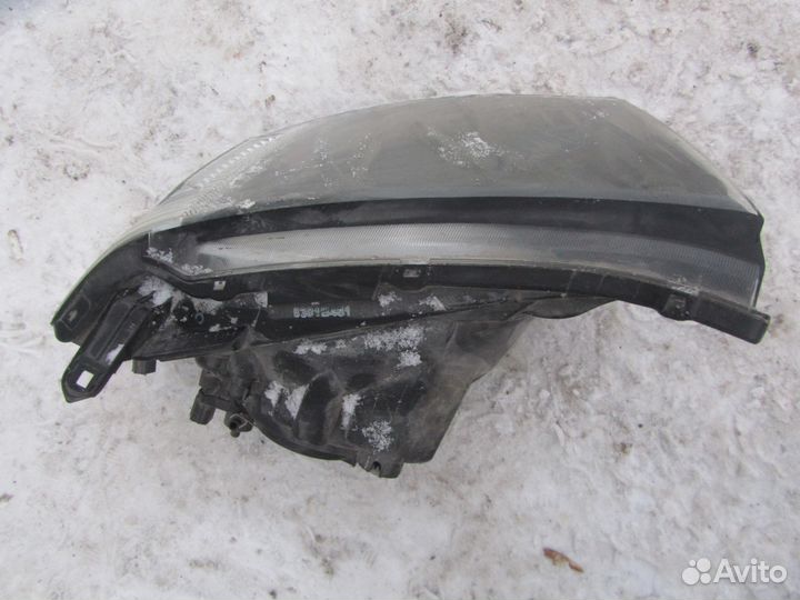 Фара передняя левая Mitsubishi L200