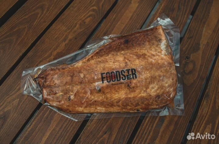 Рыба лосось горячего копчения