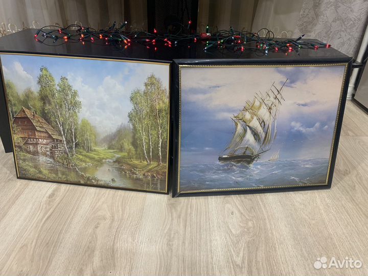 Картины в рамках