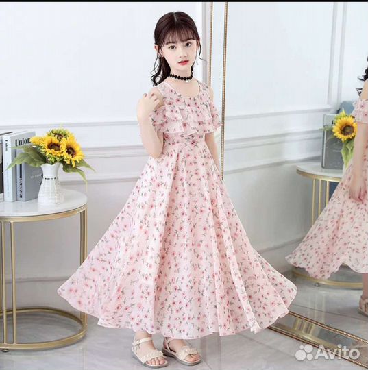 Легкие, летящие платья, розовое и голубое