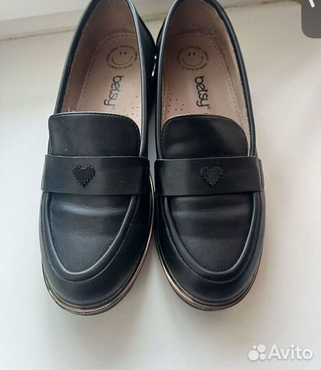 Лоферы женские