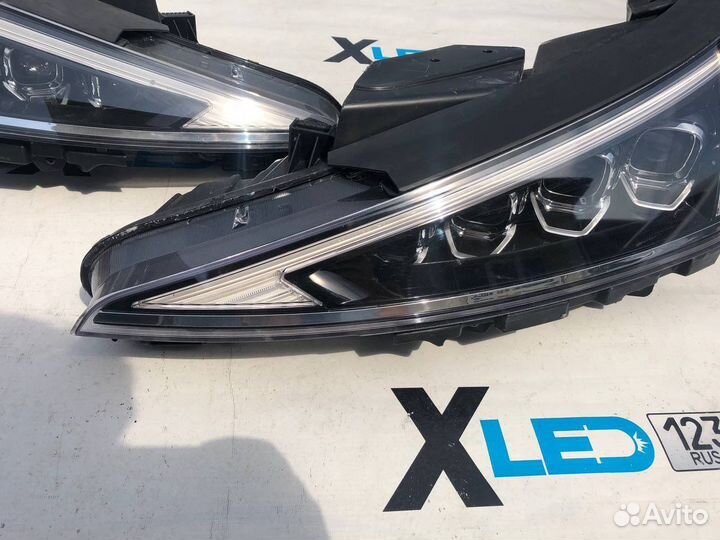 Фара левая правая Hyundai Elantra 6 AD рестайлинг