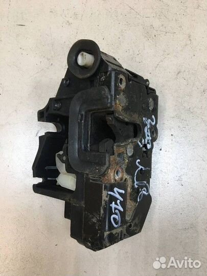 Замок задней левой двери Geely Emgrand EC7