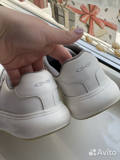 Кеды на девочку р 31, по стельке 19 см