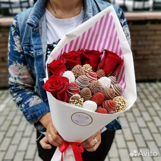 Боксы из клубники в шоколаде с доставкой