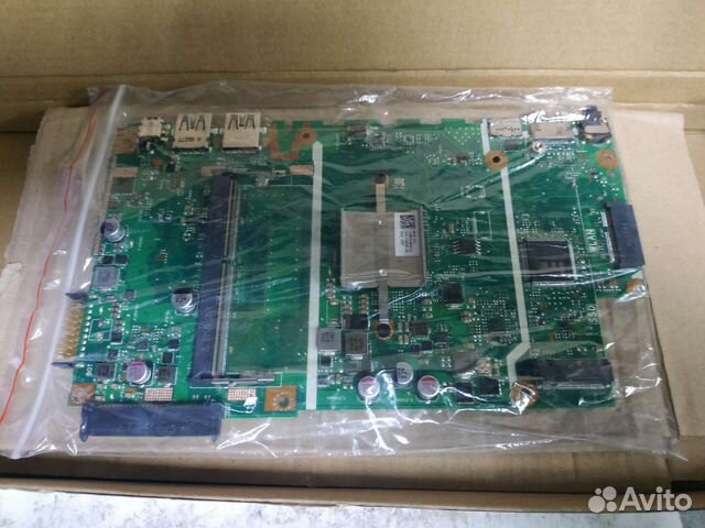 Ноутбук на разбор