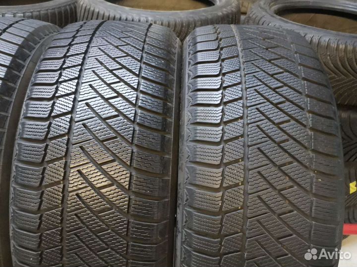Continental ContiVikingContact 6 SUV 235/50 R18