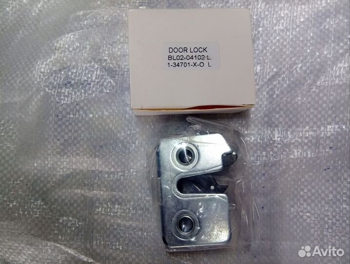 Замок двери шоколадка Левий 3302