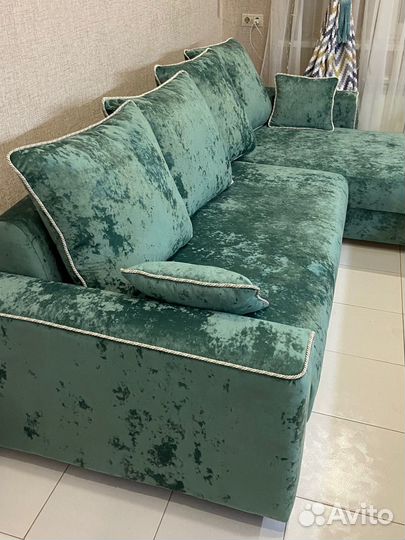 Перетяжка и ремонт мягкой мебели.Кожей,экокожей,те