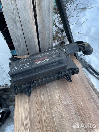 Корпус воздушного фильтра Mercedes-Benz Vito W639