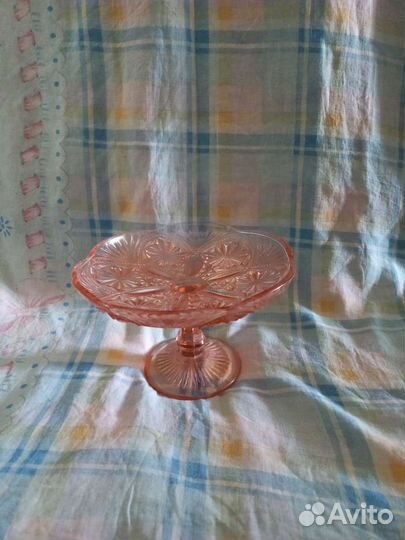 Ваза для фруктов на ножке цветное стекло СССР