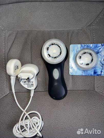Clarisonic mia 2 +2 новые насадки оригинал