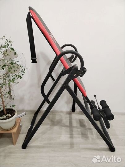 Инверсионный стол для спины