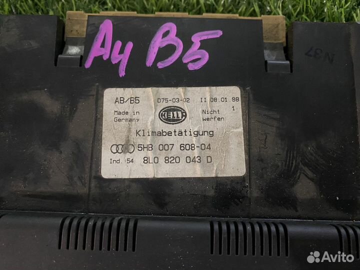 Переключатель отопителя (печки) Audi A4