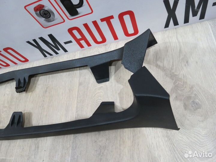 Накладка стойки задней Volkswagen Passat B6