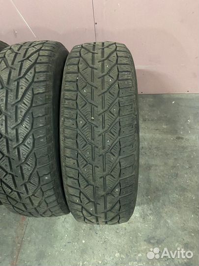 Tigar Ice 215/65 R17 103T