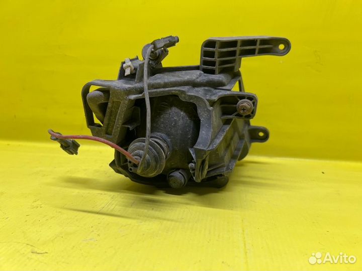 Фара противотуманная передняя правая Kia Forte