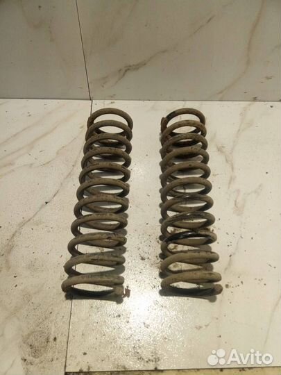 Пружина задняя Audi 80 B3 89/B3 1990 893511115A