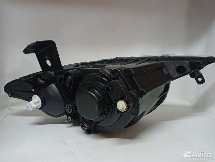 Фара левая Ssangyong Actyon Sports 1