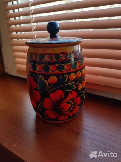 Деревянный боченок с майданской росписью