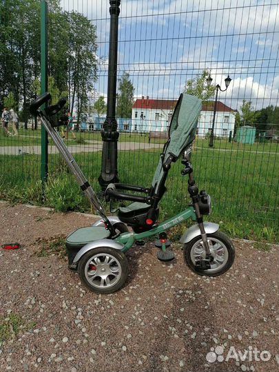 Трехколесный велосипед с родительской ручкой