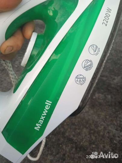 Утюг Maxwell