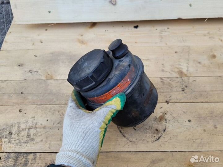 Бачок гидроусилителя руля (гур) Renault Midlum