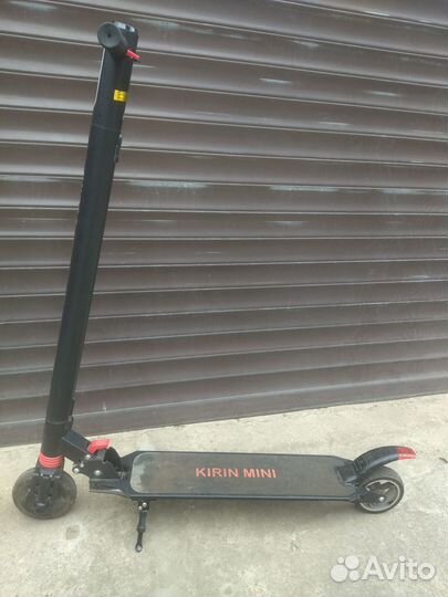 Продаю электросамокат