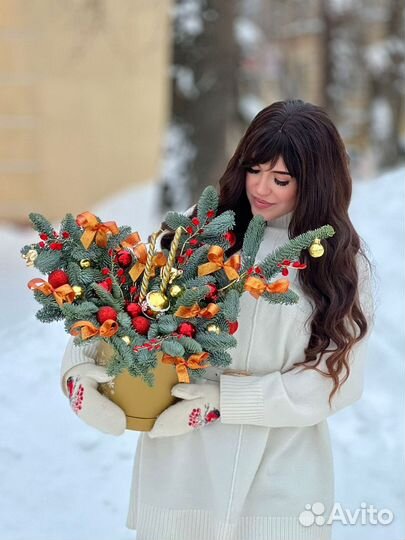 Новогодние композиции из нобилиса