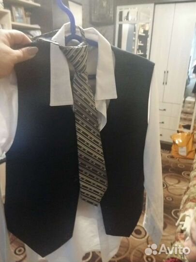 Рубашка с галстуком