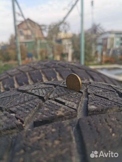 Bridgestone Blizzak DM-V2 235/55 R18 100T