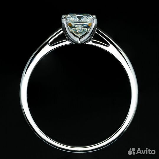 Помолвочное кольцо с бриллиантом сердце 0.5