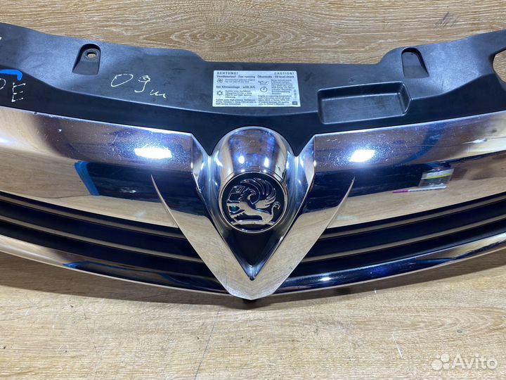 Решетка радиатора Opel Astra H рест Арт. 130253