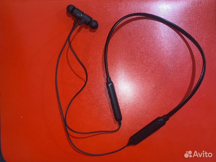 Беспроводной наушники спорта Bluetooth